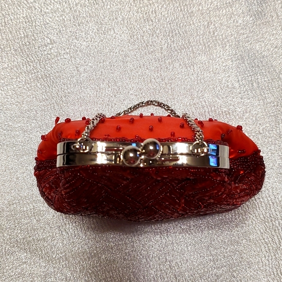 Vintage Red Beaded Satin Purse Christmas Valentine's Day Heart Chain Wristlet - Picture 8 of 8